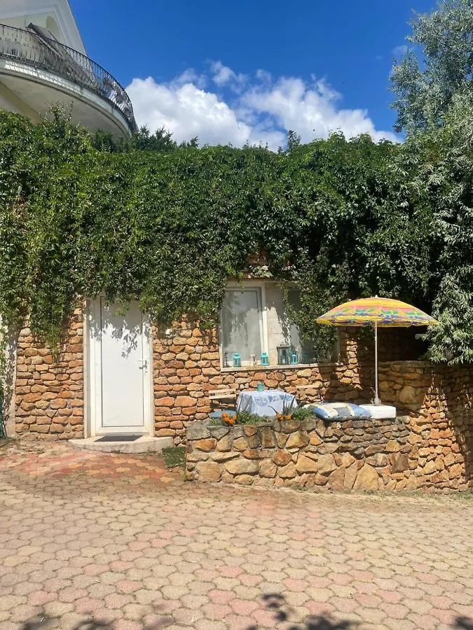 Best View Small House Free Parking Self Check-In Budapest Appartamento
